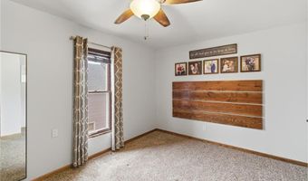 136 1st Ave, Alden, MN 56009