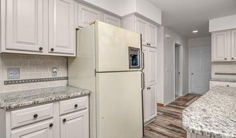 7236 Bluebill St, Algonac, MI 48001