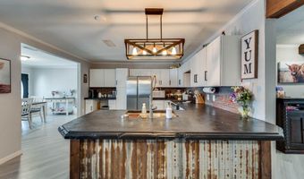 807 NW 4th St, Andrews, TX 79714