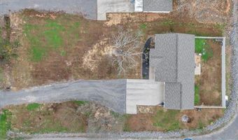 7570 Hustleville Rd, Albertville, AL 35951