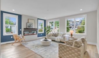 5617 23RD St N, Arlington, VA 22205