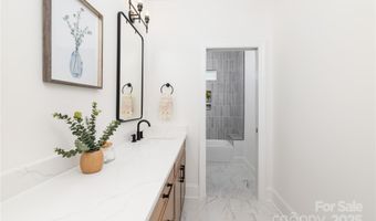 1010 E 19th St, Charlotte, NC 28205