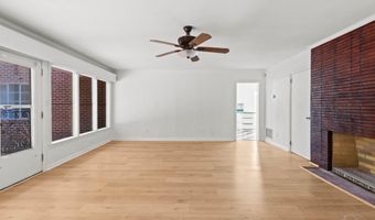402 E Poplar St, Atmore, AL 36502