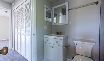 890 HIBISCUS St, Atlantic Beach, FL 32233