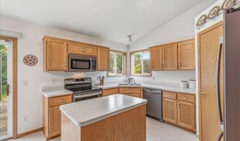 11350 53rd St NE, Albertville, MN 55301