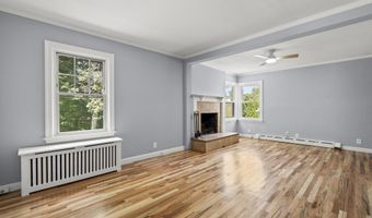 157 Moody St, Bristol, CT 06010