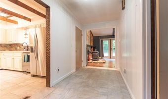 11 Paris Irons Rd, Glocester, RI 02857