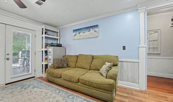 963 Schwan Ct, Biloxi, MS 39530