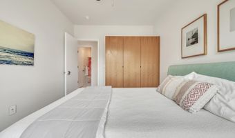 160 Park Pl, Arnolds Park, IA 51331