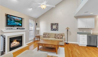 1 B Astor Ridge Dr B, Amherst, NY 14228