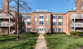 974 Claytonbrook Dr 1A, Ballwin, MO 63011
