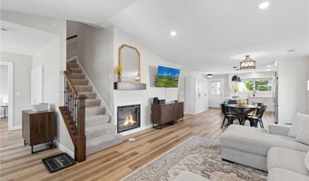 6986 Lancaster Way NE, Albertville, MN 55301