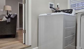 11 Cawley Ct, Bristol, CT 06010