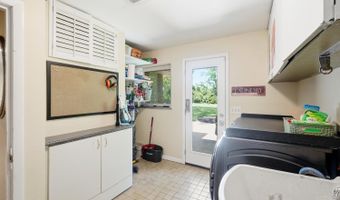 8520 Arborcrest Dr, Amberley, OH 45236