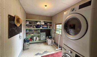 327 E 16th St, Baxter Springs, KS 66713