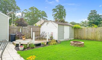 50 Park Ave, Bayville, NJ 08721