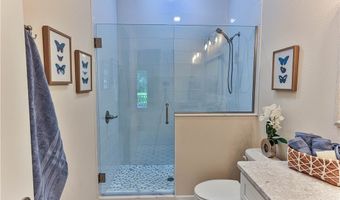 130 NE Crystal St, Crystal River, FL 34428