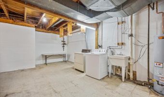 6 GOLDLEAF Ct, Bethesda, MD 20817