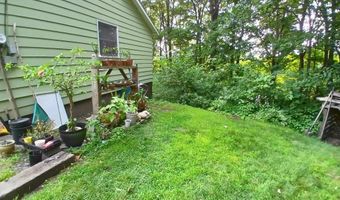 168 Quinlan Dr, Barre, VT 05641