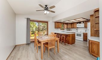 404 N Yellowstone Dr, Brandon, SD 57005