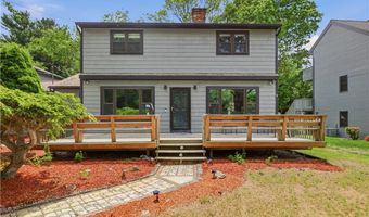 5 Buoy St, Jamestown, RI 02835