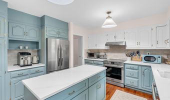 118 E Highland Ave, Atlantic Highlands, NJ 07716