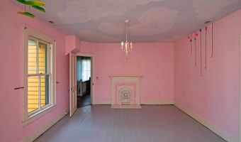 162 Monroe St, Alderson, WV 24910