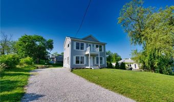 24 Seaspray Way, Little Compton, RI 02837