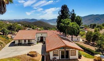 2450 Vista Lago Ter, Escondido, CA 92029