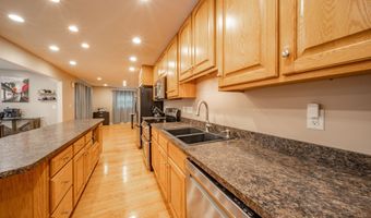 149 E 75th St, Anderson, IN 46013