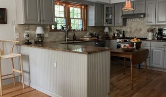 24 Rondout Ln, Accord, NY 12404