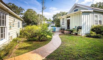 145 Saint Francis St, Biloxi, MS 39530