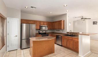 2606 E CHESTER Dr, Chandler, AZ 85286