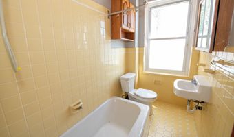4349 ALMOND St, Philadelphia, PA 19137