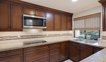 5715 Baltimore Dr 23, La Mesa, CA 91942