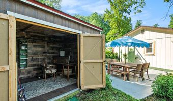3065 Perch Dr, Allegan, MI 49010