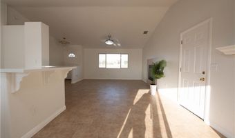 12794 Navajo Rd, Apple Valley, CA 92308