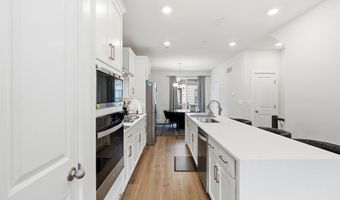 153 LOCKE St, Baltimore, MD 21230