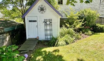 23 Holland St, Bangor, ME 04401