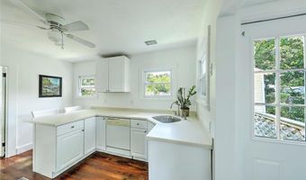 59 Booth Ave, East Providence, RI 02915