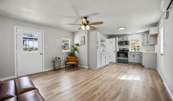 88 Live Oak St, Alvarado, TX 76009