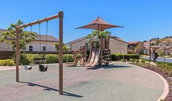 7945 Lusardi Creek Ln, San Diego, CA 92127