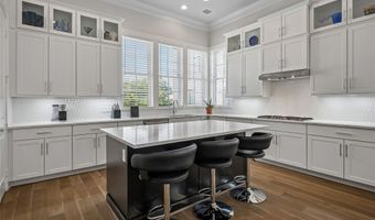 14999 Oak St, Addison, TX 75001