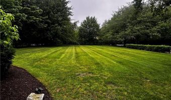 446 Bellevue Ave 6, Newport, RI 02840
