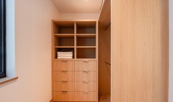 227 E Main St, Aspen, CO 81611