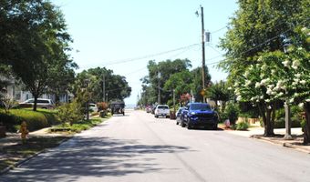 176 Miramar Ave, Biloxi, MS 39530