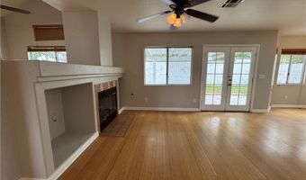 2032 SmokeTree Village Cir, Henderson, NV 89012