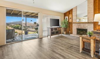 2092 Golden Circle Dr, Escondido, CA 92026