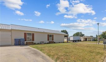 2516 SE 4th St, Bentonville, AR 72712