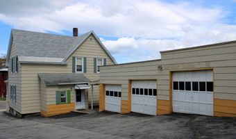 612 Rockingham St, Berlin, NH 03570